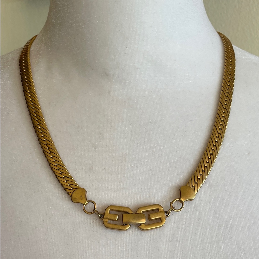 GIVENCHY Gold Plated Herringbone Chain Double G Necklace Vintage